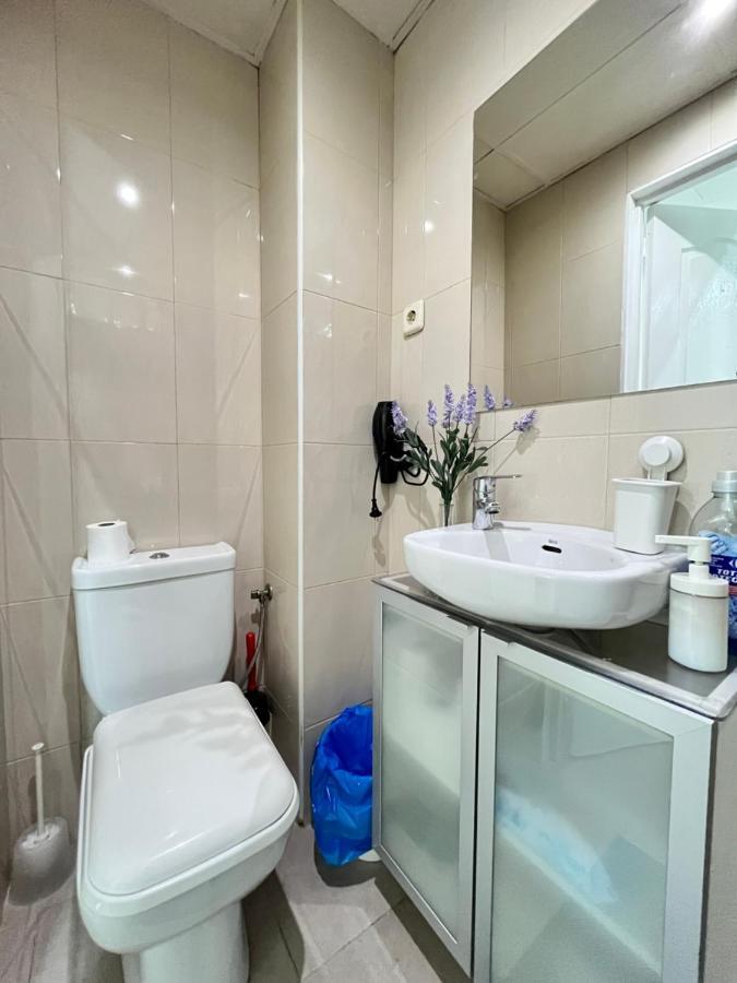Estudio Lavapies Acogedor Apartment Madrid Bagian luar foto