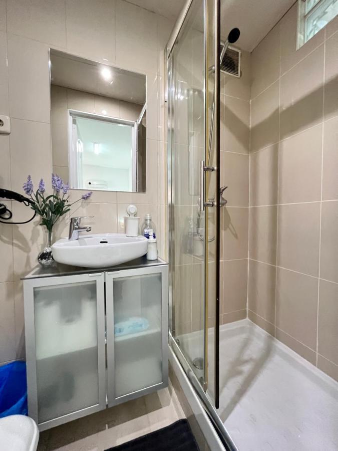 Estudio Lavapies Acogedor Apartment Madrid Bagian luar foto